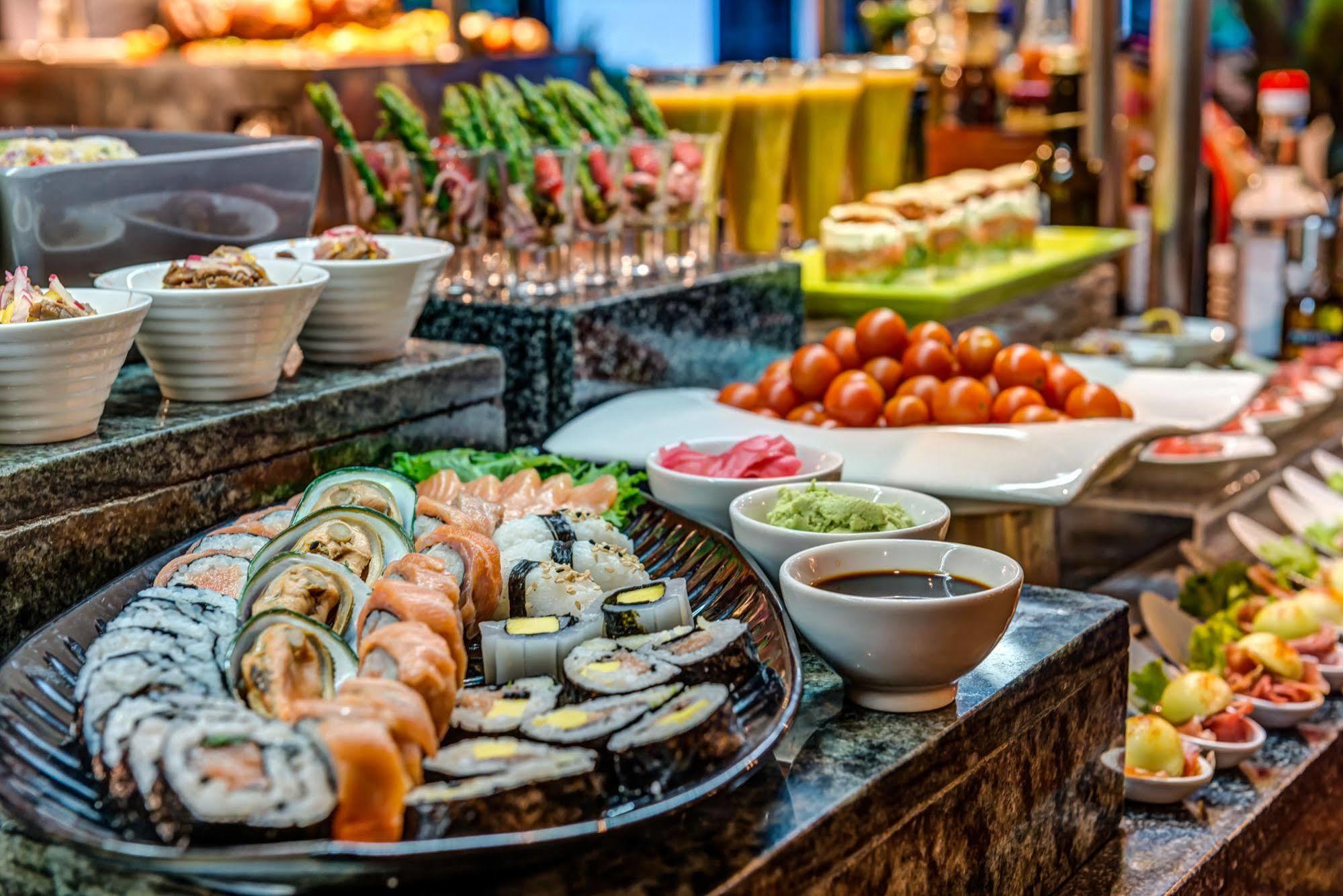 Southern Sun Mayfair Nairobi Bagian luar foto
