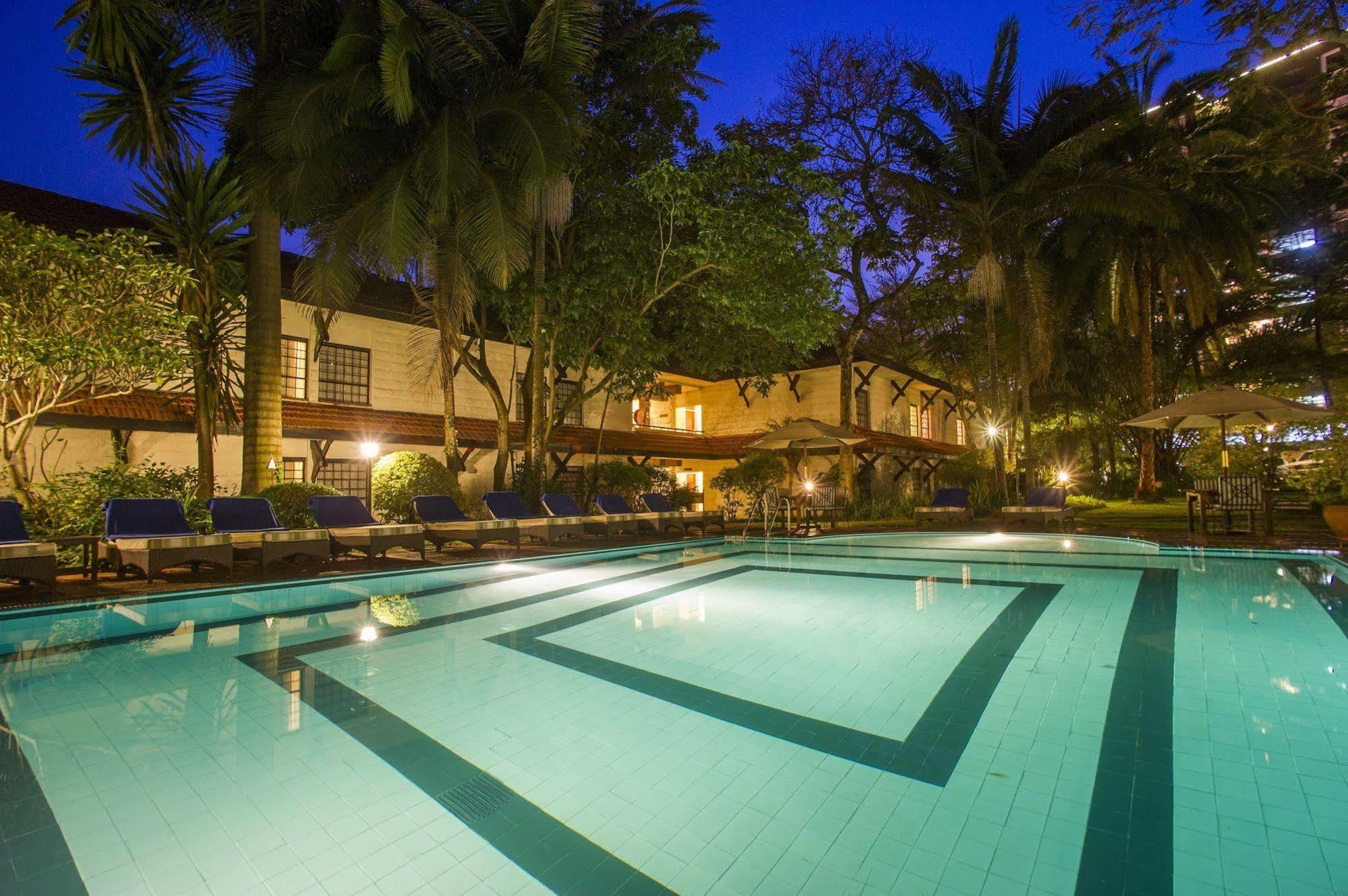 Southern Sun Mayfair Nairobi Bagian luar foto