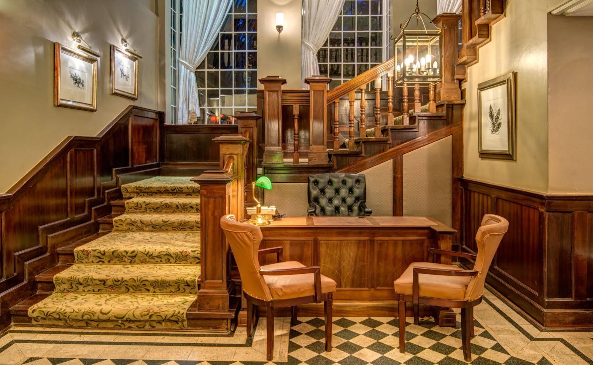 Southern Sun Mayfair Nairobi Bagian luar foto