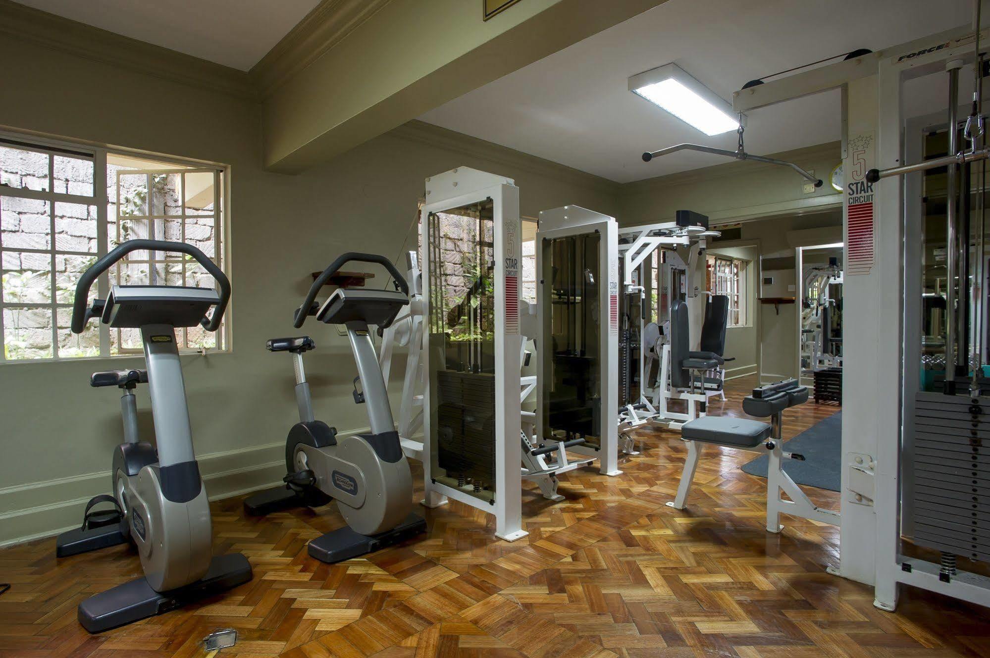 Southern Sun Mayfair Nairobi Bagian luar foto